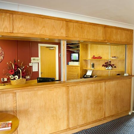 The Lodge Hotel Бирмингем Экстерьер фото